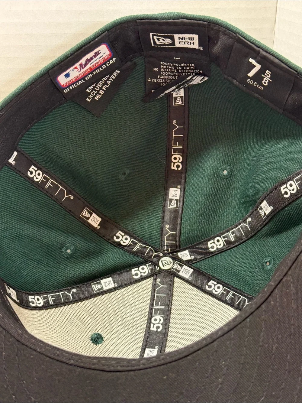 Oakland Athletics On Field  Collection Road CapNew Era 59fifty 7 5/8